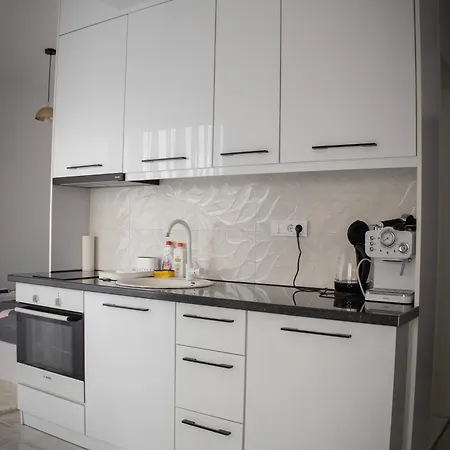Apartment Vaske 1 *